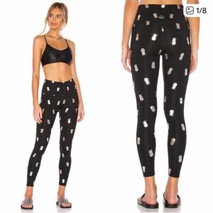 Beyond Yoga Black Metallic Pineapple High Waisted Leggings Size Small